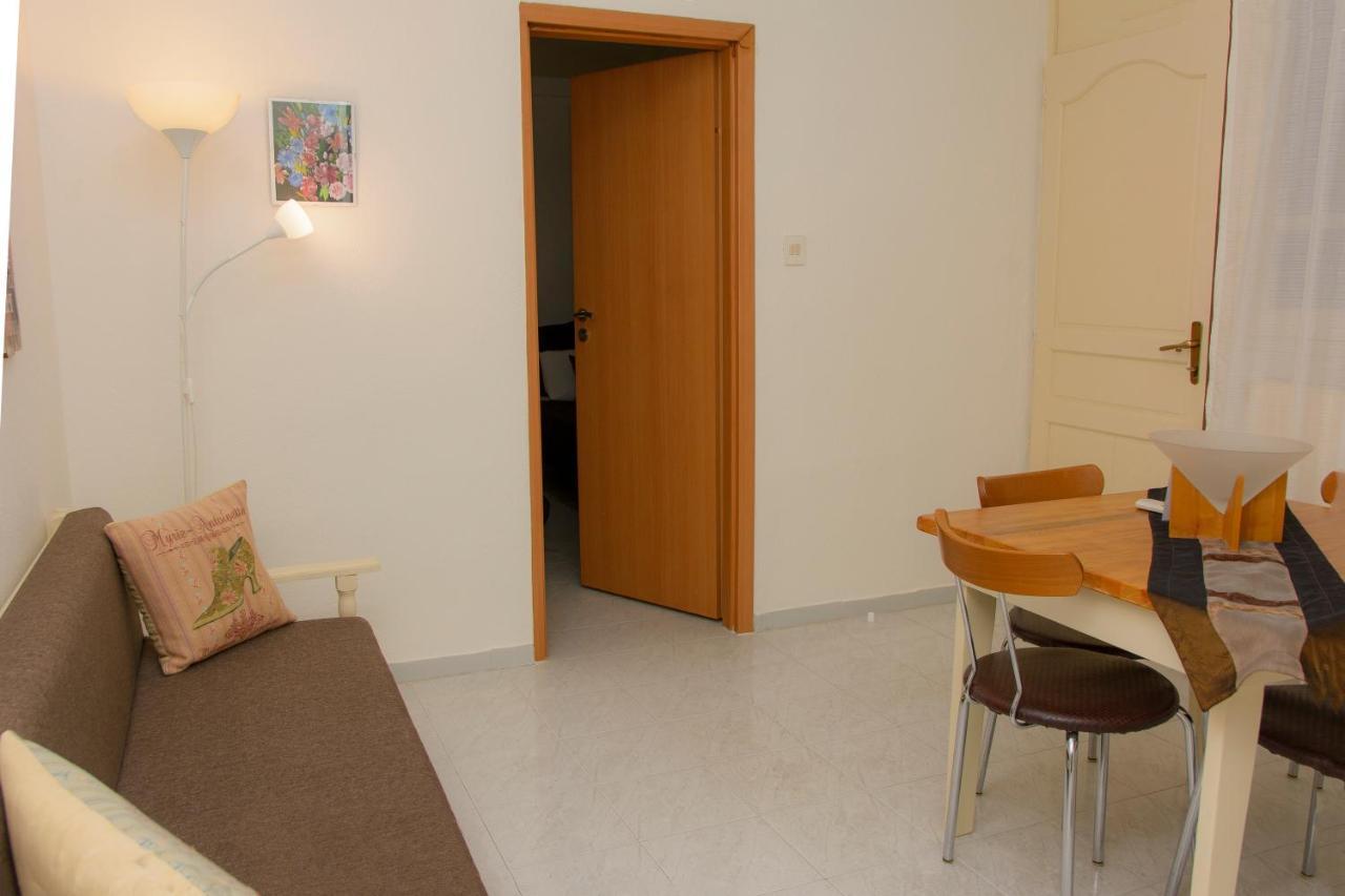 Stefanie'S Rooms Asprovalta Esterno foto