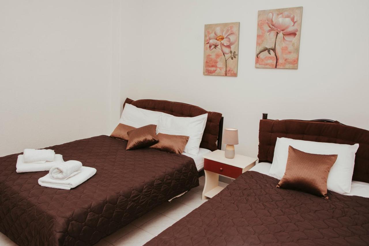 Stefanie'S Rooms Asprovalta Esterno foto